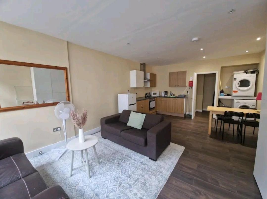 Affordable Rooms In Shared Flat, London Bridge Exterior photo